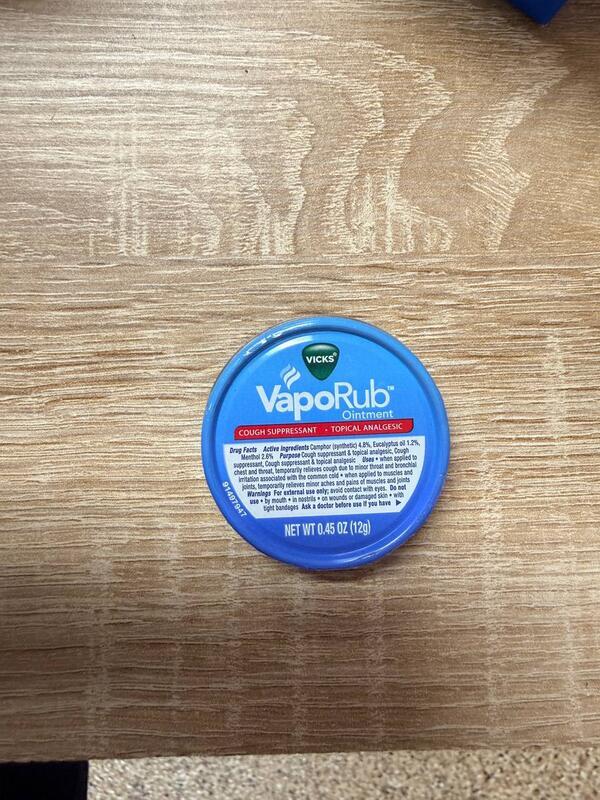 VapoRub Tin 